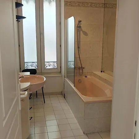 Metropole Appart hôtel 3*